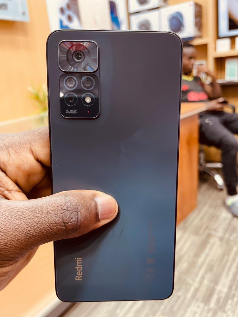 Device Of The Day
Xiaomi Redmi Note 11 Pro🔥🔥

Capture life in stunning detail with the Redmi Note 11 Pro! 📷48MP camera, 6.67' FHD+ display, 5020mAh battery, and Snapdragon 732G. Experience #UnbeatablePerformance
Contact us on 0771979493 to order