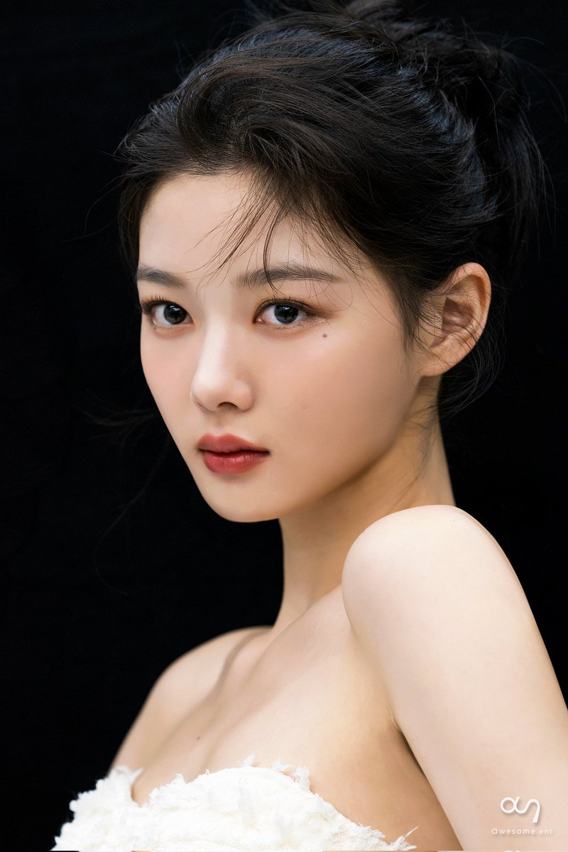 the-masterpiece-kimyoojung-kimyoojung-kgb-wonderwhen