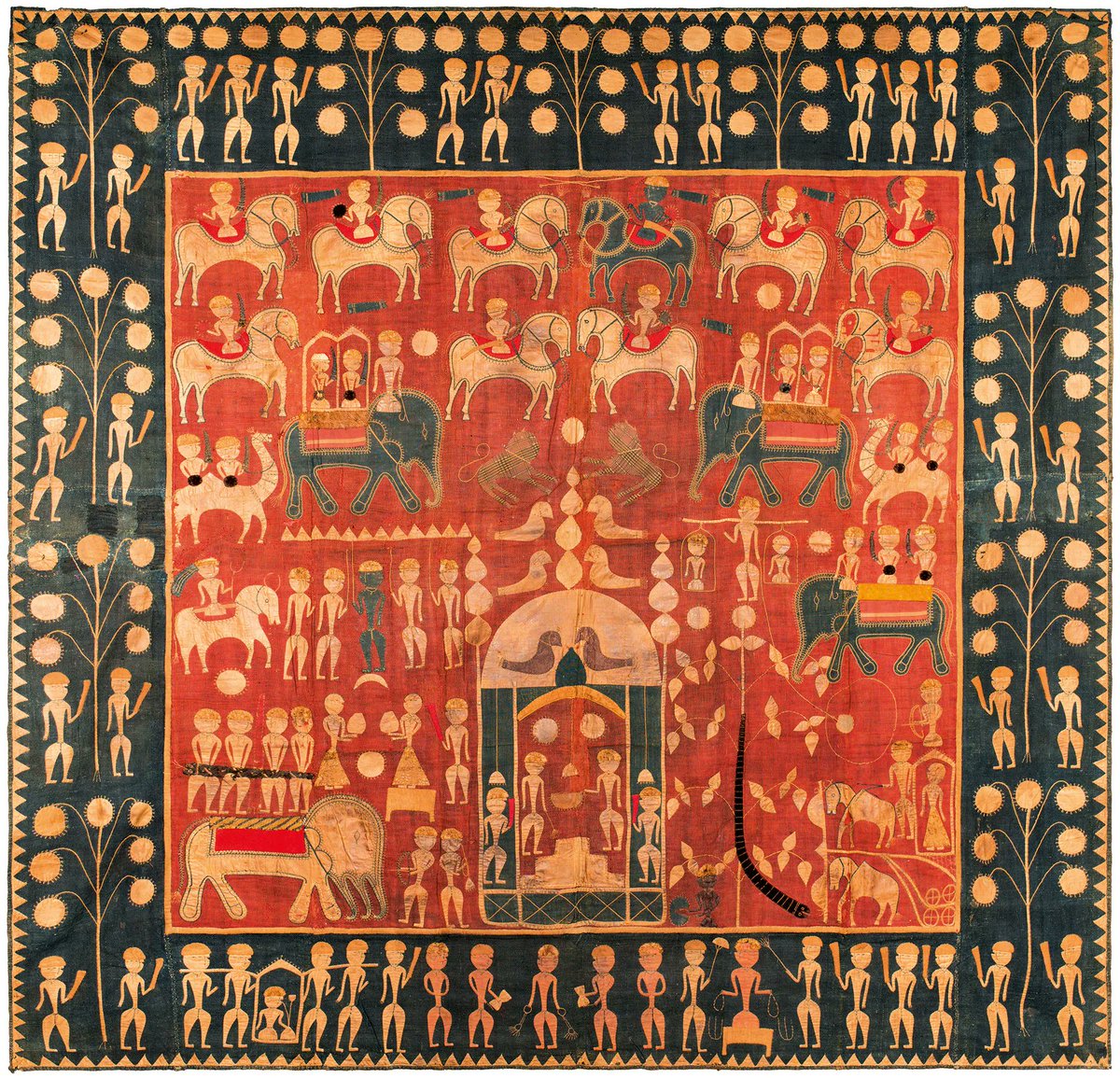 インドのテキスタイル
ジョージ ワシントン大学博物館とテキスタイル博物館による「Indian textiles 1000 years of art and design」展(2022)より。本展では、8 世紀から 20 世紀初頭の期間に作られたインドの宮廷用の織物、民俗刺繍など様々なテキスタイルが展示された。 