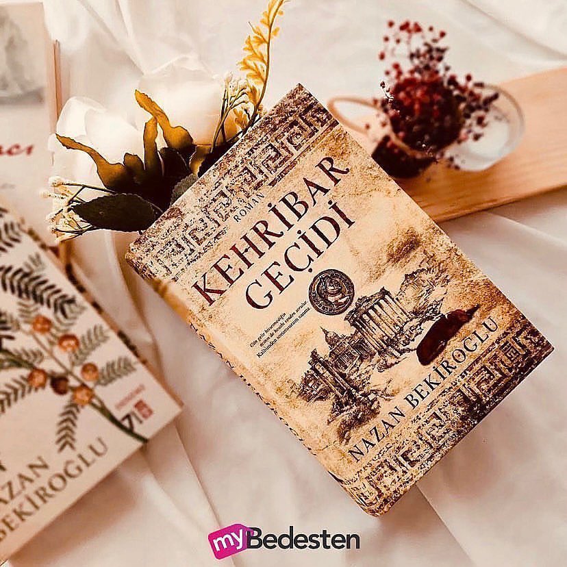 Kehribar Geçidi Romanı.

Sipariş ve Fiyat bilgisi için DM’den yazmanız yeterlidir. Whatsapp Sipariş Hattı : 0530 895 13 33

#kitap #roman #bookstagram #book #kitapönerisi #keşfet #kesfet #avrupa #europe #bussiness #bussinessonline #story #kehribargeçidi #alışveriş #shopping