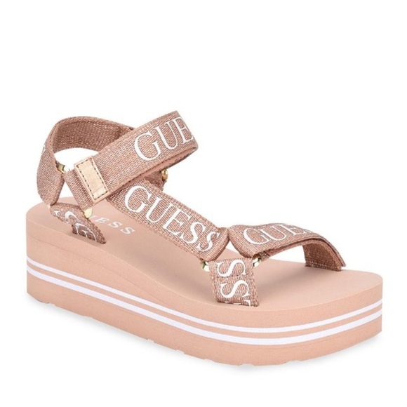 So good I had to share! Check out all the items I'm loving on <a href="/Poshmarkapp/">Poshmark</a> from @Happy_Organics #poshmark #fashion #style #shopmycloset #sbv #lovemoschino #guess: posh.mk/tQVeFofraxb