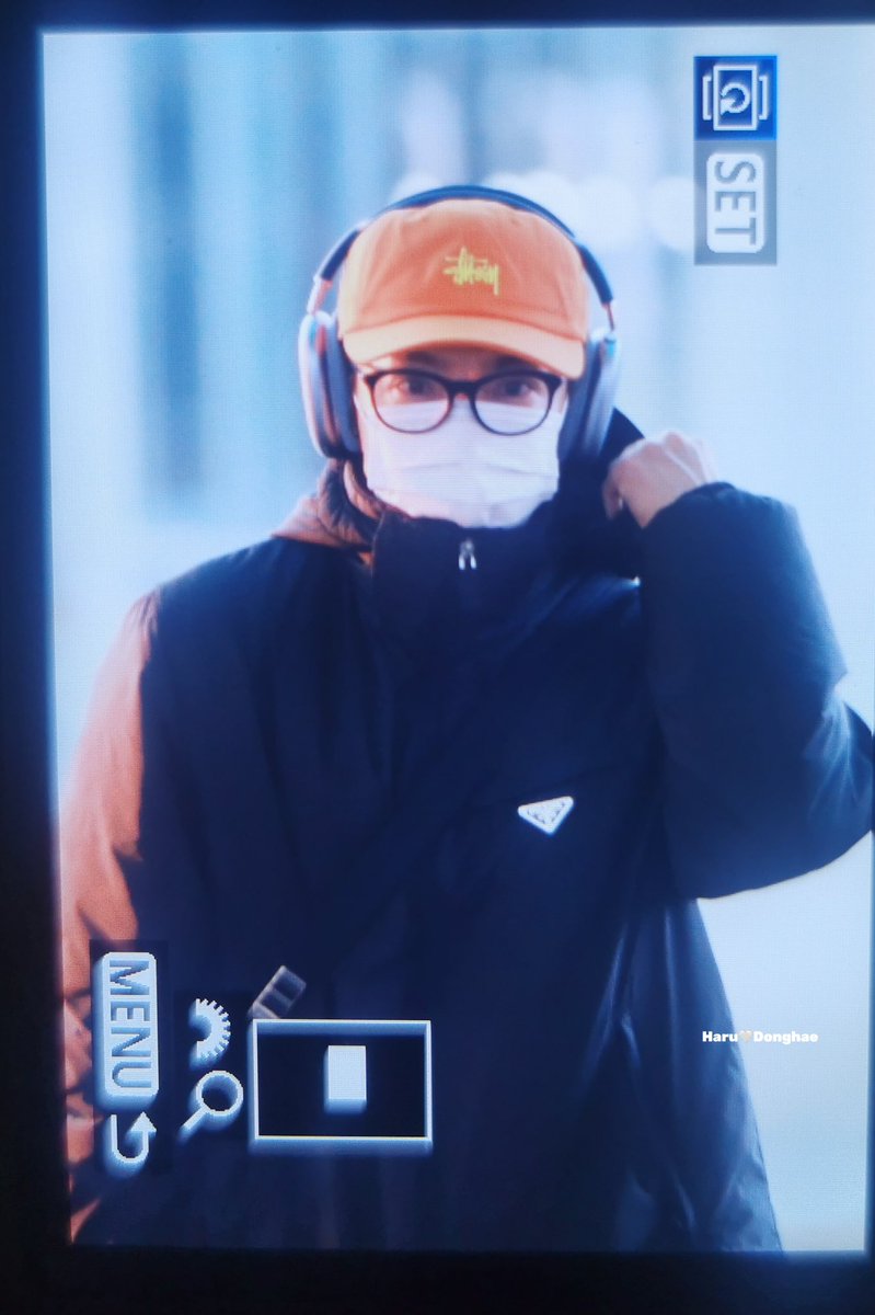 harudonghae's tweet photo. 230205 ICN 출국✈️

preview
@donghae861015 
#동해  
#이동해
#donghae
#슈퍼주니어 https://t.co/SB3uIaKq3Z