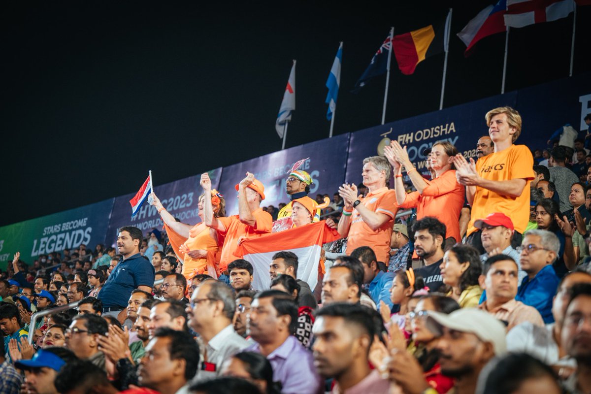 sports_odisha's tweet image. 𝗔𝗻𝘆𝗼𝗻𝗲 𝗲𝗹𝘀𝗲 𝗺𝗶𝘀𝘀𝗶𝗻𝗴 𝘁𝗵𝗲𝘀𝗲 𝗺𝗼𝗺𝗲𝗻𝘁𝘀 𝗮𝗻𝗱 𝘃𝗶𝗯𝗲𝘀 😒

#HWC2023