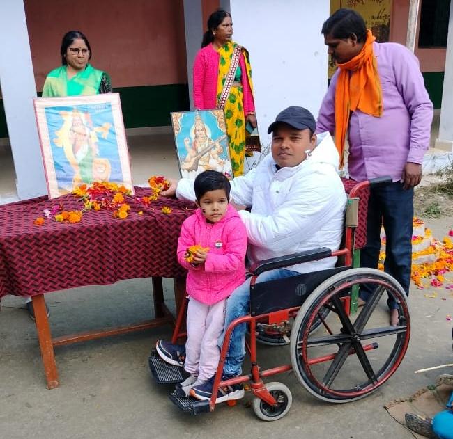 माननीय मुख्यमंत्री जी <a href="/myogiadityanath/">Yogi Adityanath</a> से सादर अनुरोध है कि प्रदेश भर में मात्र कुछ ही दिव्यांग शिक्षक बचे हैंजिन्हें अंतर्जनपदीय ट्रांसफर चाहिए।कृपा यह सौगात दे दीजिए हमारेदिलों पर राज कीजिए। 
#divyangupteachertransfer <a href="/thisissanjubjp/">Sandeep Singh</a> <a href="/CMOfficeUP/">CM Office, GoUP</a> <a href="/myogiadityanath/">Yogi Adityanath</a> <a href="/myogioffice/">Yogi Adityanath Office</a>