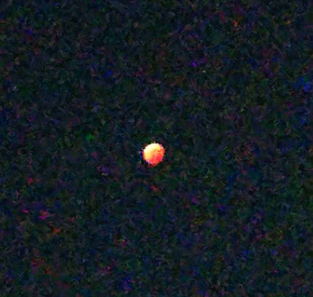 2022年11月8日に撮った皆既月食+天王星食（惑星食）の写真です！
空飛ぶモンスターボールに見えませんか？