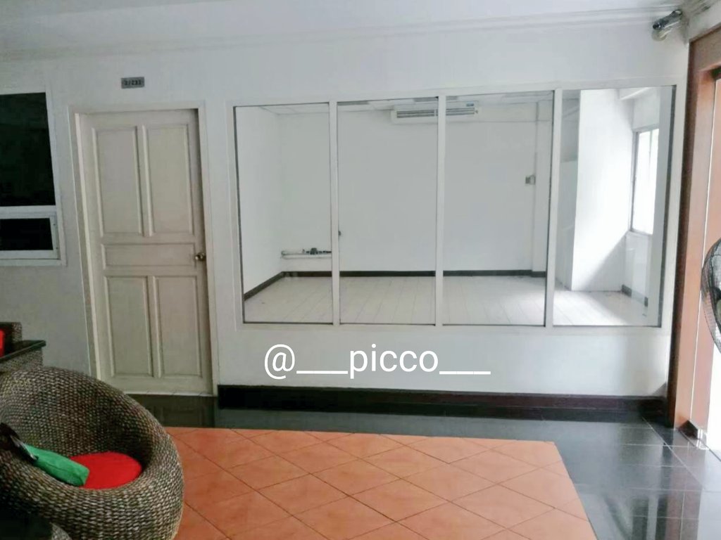 ___picco___'s tweet photo. ขายห้องชุด (ห้องเปล่า) บ้านประชานิเวศน์ อาคาร 2 ใกล้ตลาดบองมาเช่
 
ชั้น 1 สำหรับทำออฟฟิต/ค้าขาย 

33 ตร.ว. ขาย 2.x ล้านบาท

เป็นห้องเดียวของทั้งตึก ที่ไว้ค้าขาย นอกนั้นเป็นห้องพัก 15 ชั้น
(ในโซนเดียวกัน มี3ตึก)

สนใจ dm มาได้เลยค่ะ (คุณแม่ฝากขายค่ะ) https://t.co/0I1seNAYSa