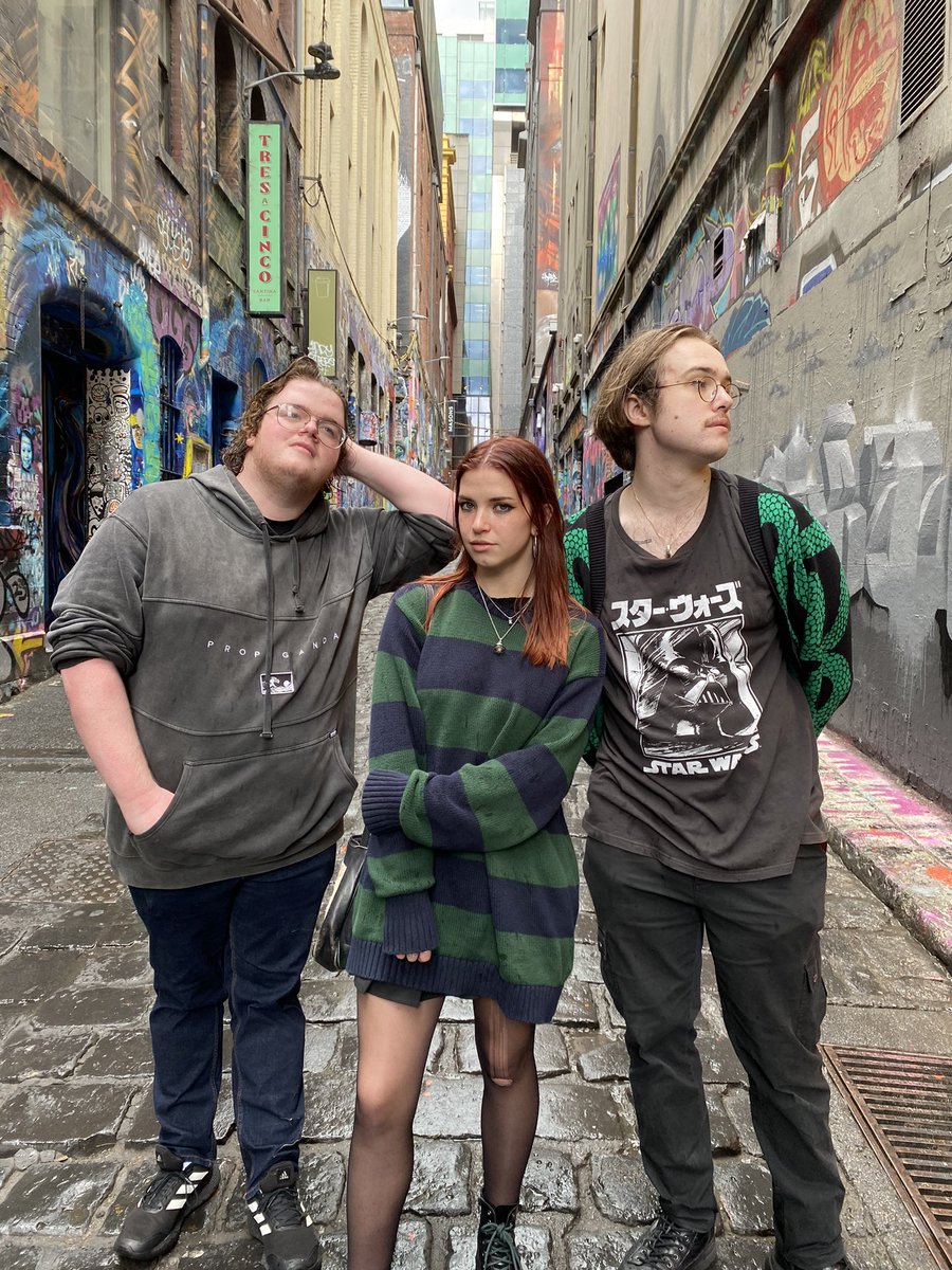 Mad shoutout to these three. This weekend was awesome (it was fucking amazing.) I’m so glad I was able to meet up and hang out with y’all :D love you guys! ❤️ being a faceless streamer it was a tad scary, but y’all made me kinda wish I wasn’t ❤️ till next time #AwesomeSMP