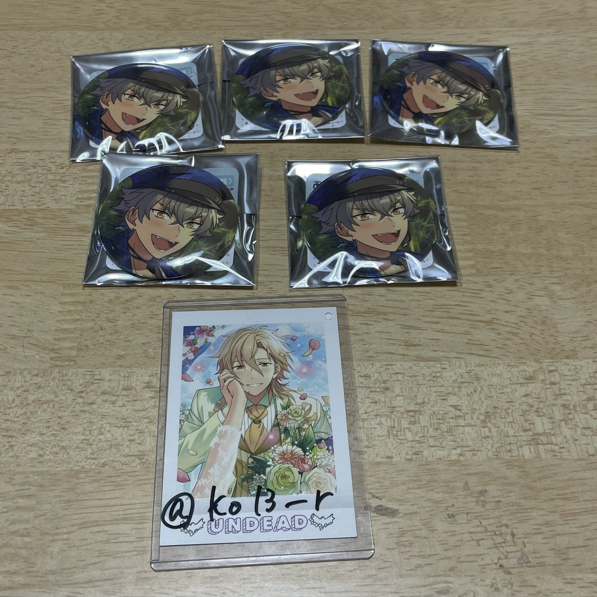kzry_t's tweet photo. @SaKoChi1103 11初めまして、こんばんは。
検索よりお声がけ失礼致します。
当方晃牙くん4点所持しております。個数違いとなりますが晃牙5⇔薫1でのお取引は可能でしょうか？郵送でのお取引となりますが御検討よろしくお願い致します。薫 https://t.co/jH3auhxBGw