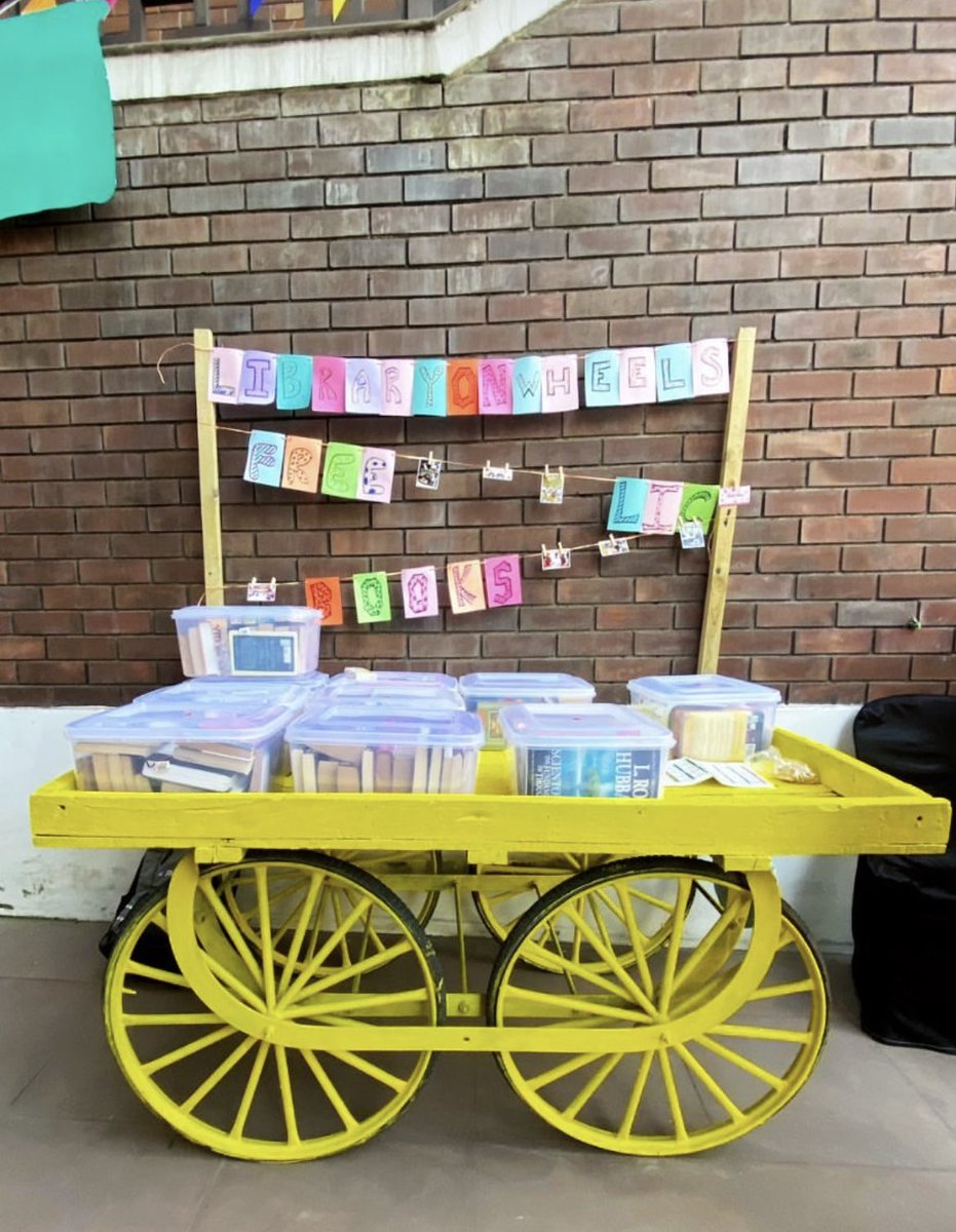 vidlitfest's tweet photo. Library on wheels at #VLF23! 📚✨ https://t.co/XXiaL4qZn5