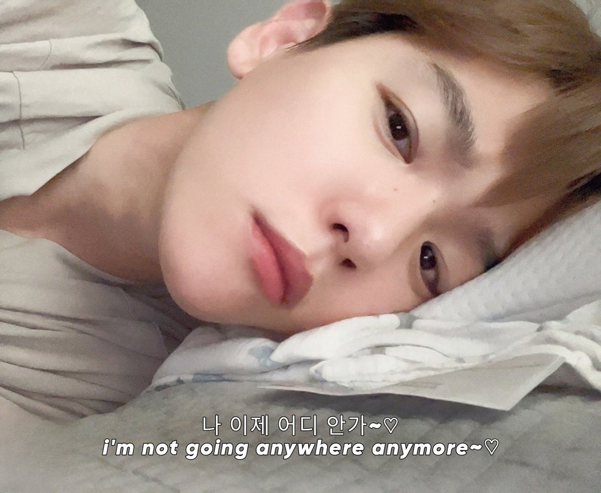 wordsbyexo's tweet photo. new message from baekhyun 🍓🐶 https://t.co/8Bfk6J7ajI