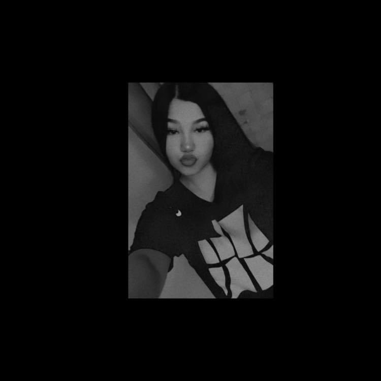 TASHATREETOP's tweet photo. freaky girl comes over and cheats on bf with me 🫣❤️#leaked #cheatingpartner #doggystyle #BACKSHOTS https://t.co/sEDlvniEDD