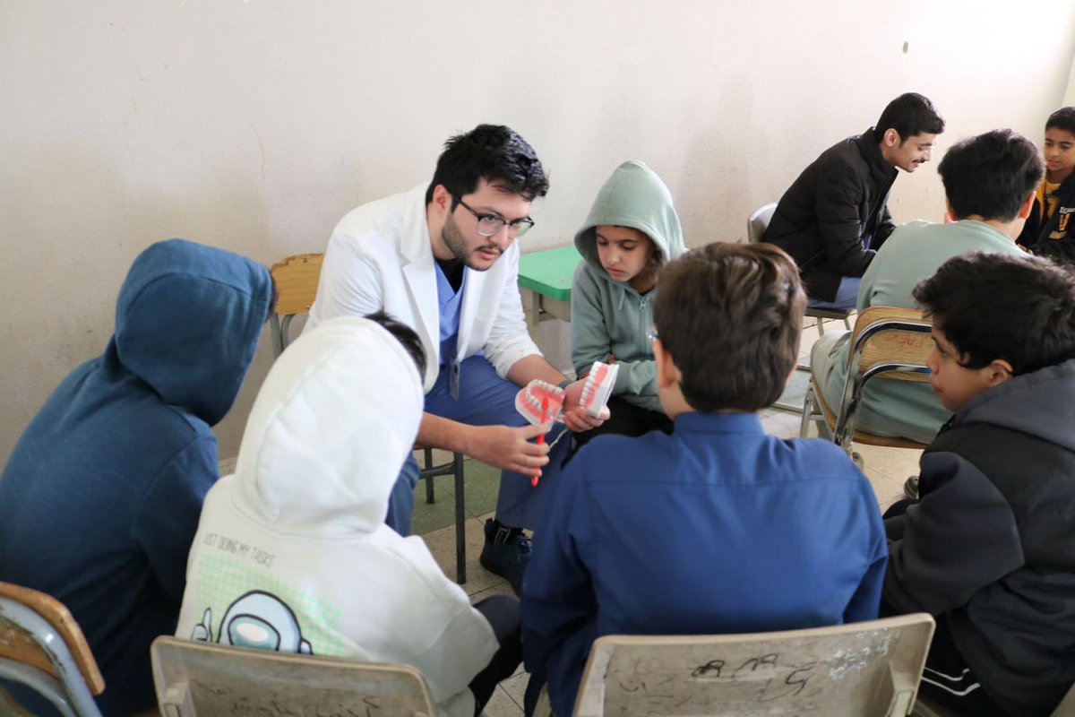 MySmile2023's tweet photo. لقطات الأسبوع الثاني من حملة ابتسامتي المقامة في مدرسة ابتدائية الامام عاصم لتحفيظ القرآن الكريم @MOE_RYH_06_1006 
والتي تهدف إلى التثقيف حول اهمية صحة الفم والأسنان وطرق الوقاية من أمراضها 
 
شاكرين المدرسة على حسن الضيافة والاستقبال ولراعي الحملة الرسمي شركة المراعي @almarai https://t.co/YDKjQ61Nlb