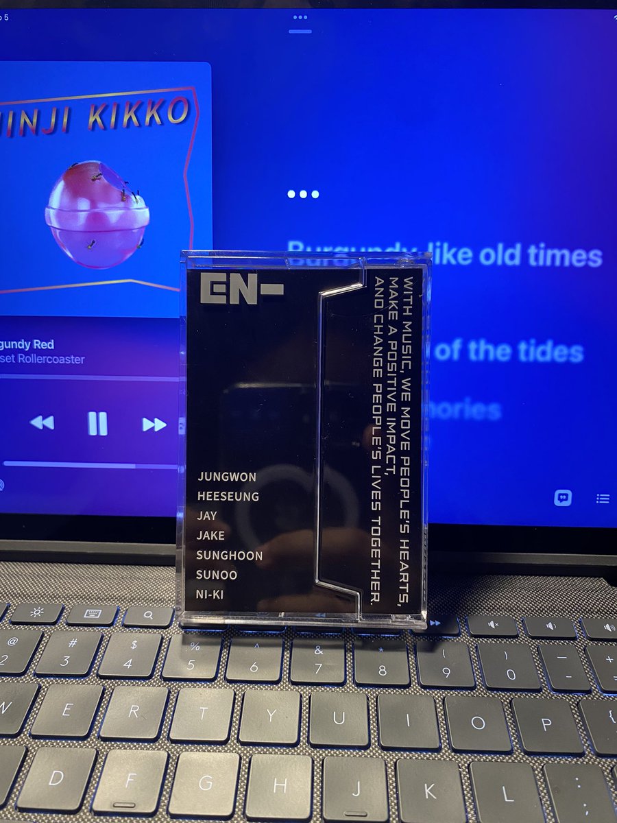 ryujinlover8's tweet photo. wts lfb ph ☆★ 

Unsealed Enhypen Hybe Insight 
↳ php 1000 (open for negotiations) 

mop: gcash 
mod: ggx 

reply to claim 

#Enhyphen Hybe Insight https://t.co/f62BTQx6rS