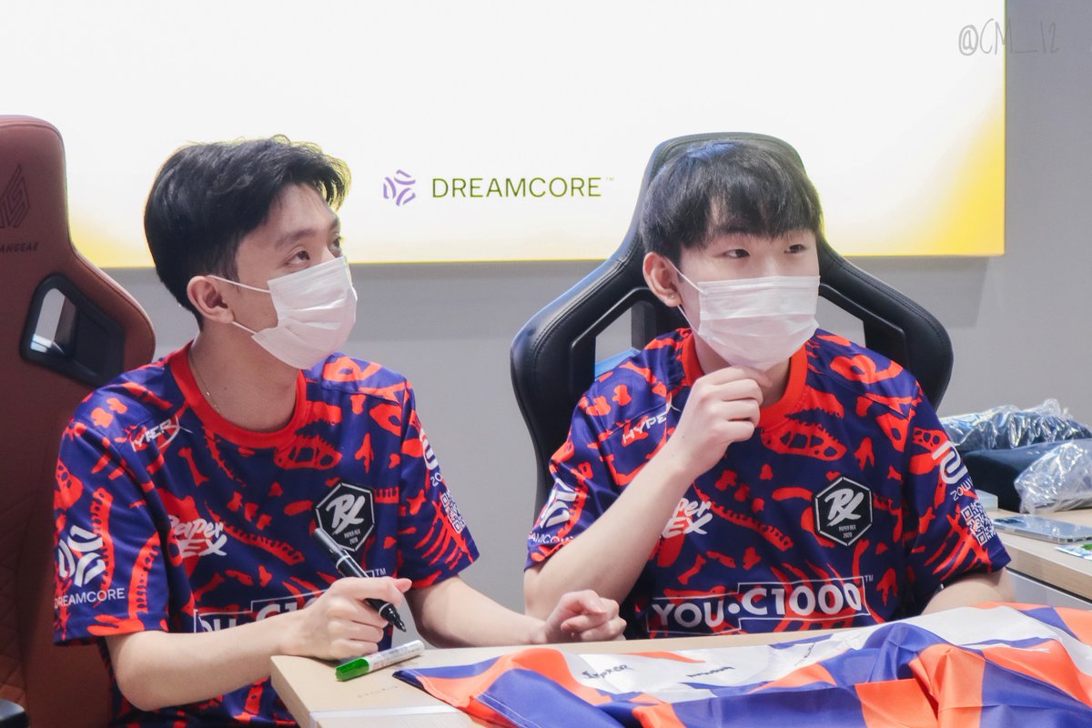 CM_In12's tweet photo. 03.02.2023 - 🦖💗

#Jingggxd #PRXJinggg  #PRXf0rsakeN #pprxteam #PeperRex https://t.co/Rqd60BBa3s