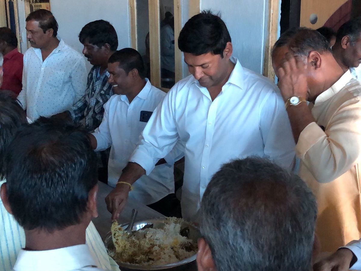MarriRajasekar's tweet photo. నేడు #RaneEngineValve కంపెనీ కార్మికసోదరుల ఆత్మీయ సభలో #BRS మేడ్చల్ పార్టీ ప్రెసిడెంట్, వైస్ చైర్మన్, #TRSKV నాయకులు, కో ఆప్షన్ సభ్యులతో కలిసి పాల్గొనడం జరిగింది.
ఎప్పటిలాగే ఎప్పుడు మీ సమస్యల పై పోరాడుతూ, మీ ఉజ్వల భవిష్యత్తు కై నితంతరం కృషి చేస్తానని తెలియజేస్తున్నాను. https://t.co/uAKFtaZow4