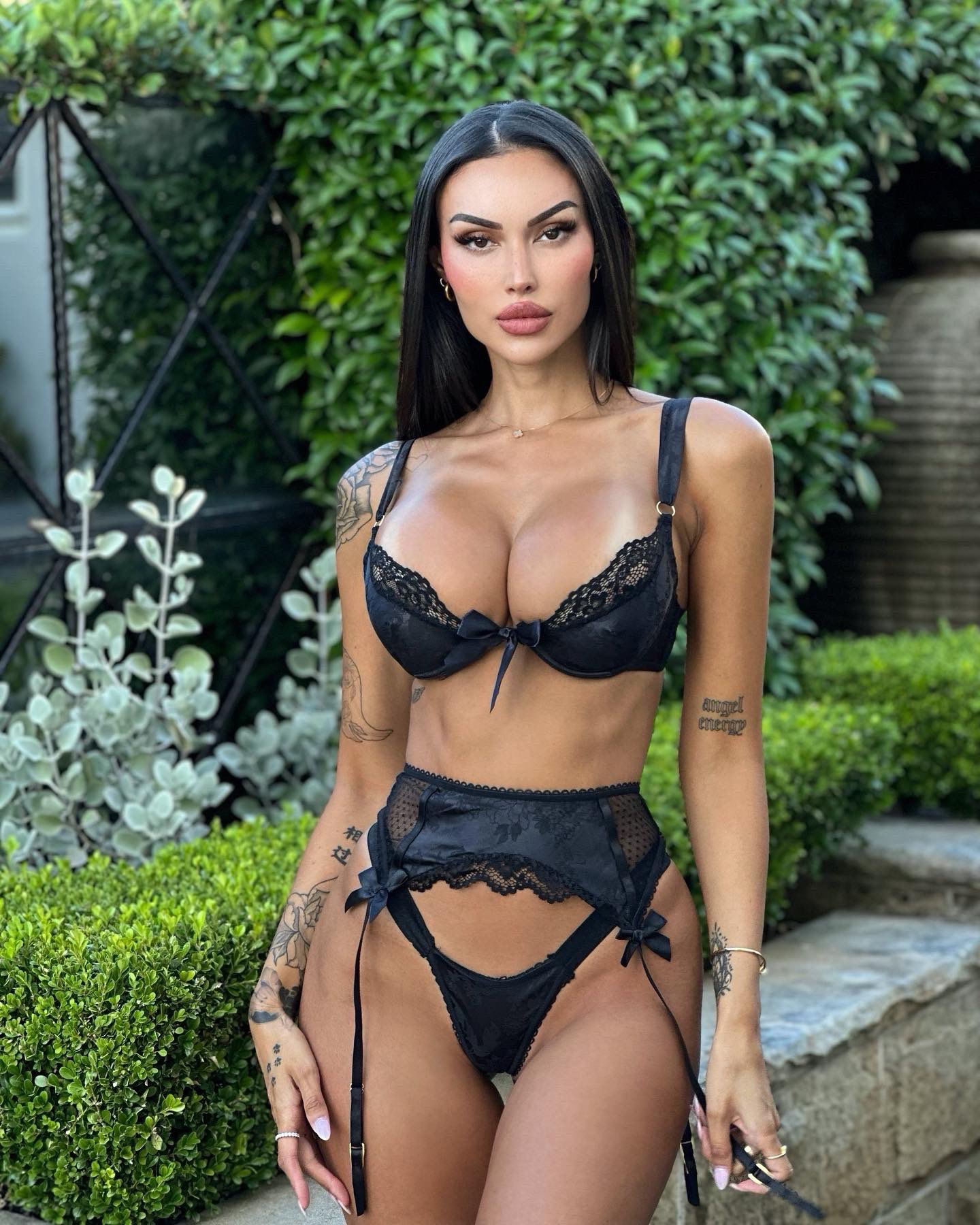 Annelese Milton on Twitter: "Nothing but good intentions https://t.co/nTJpRNEp7k" / Twitter