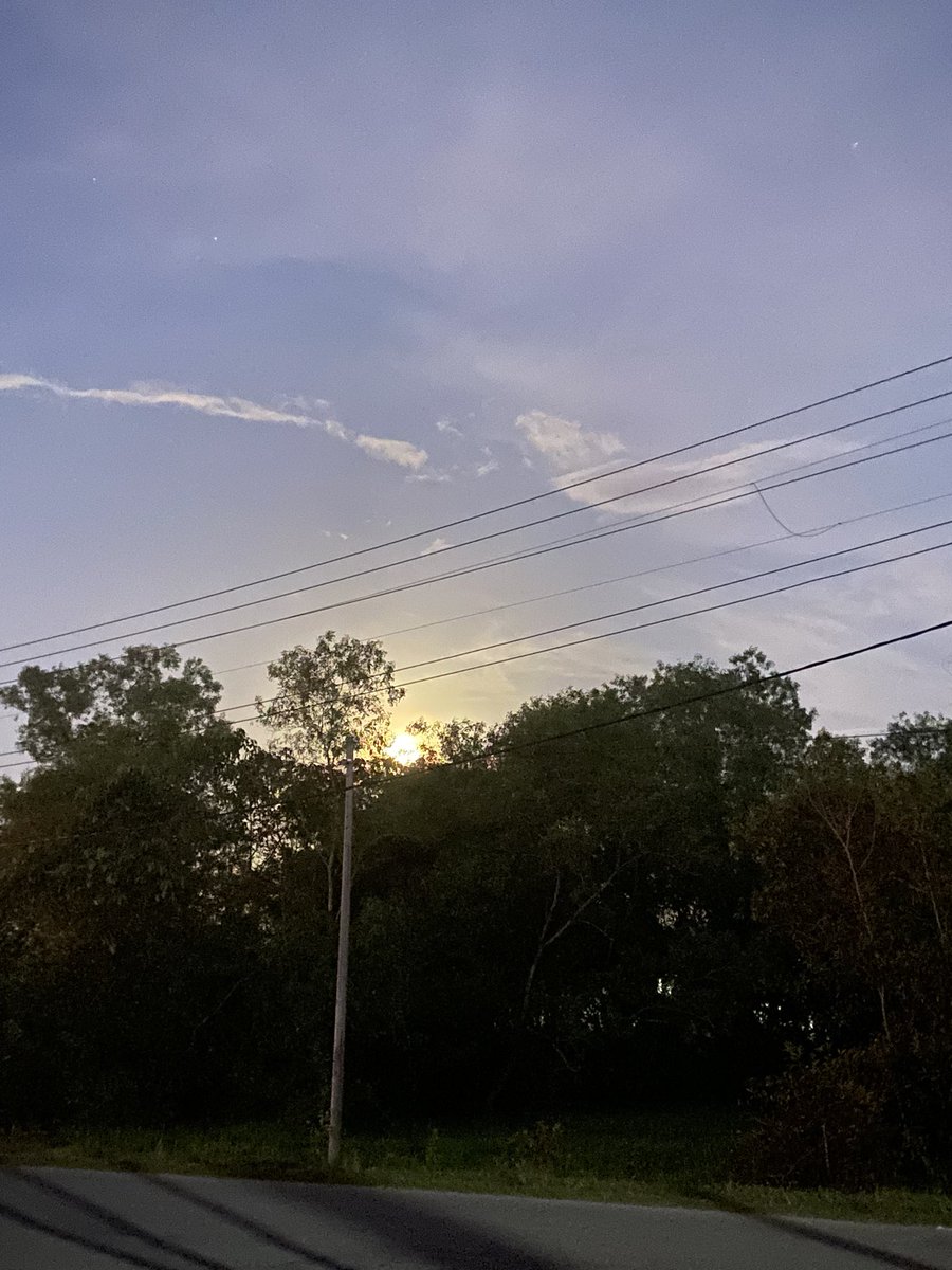 ManChelsea98's tweet photo. 🌕 https://t.co/7OtMJE2Hia