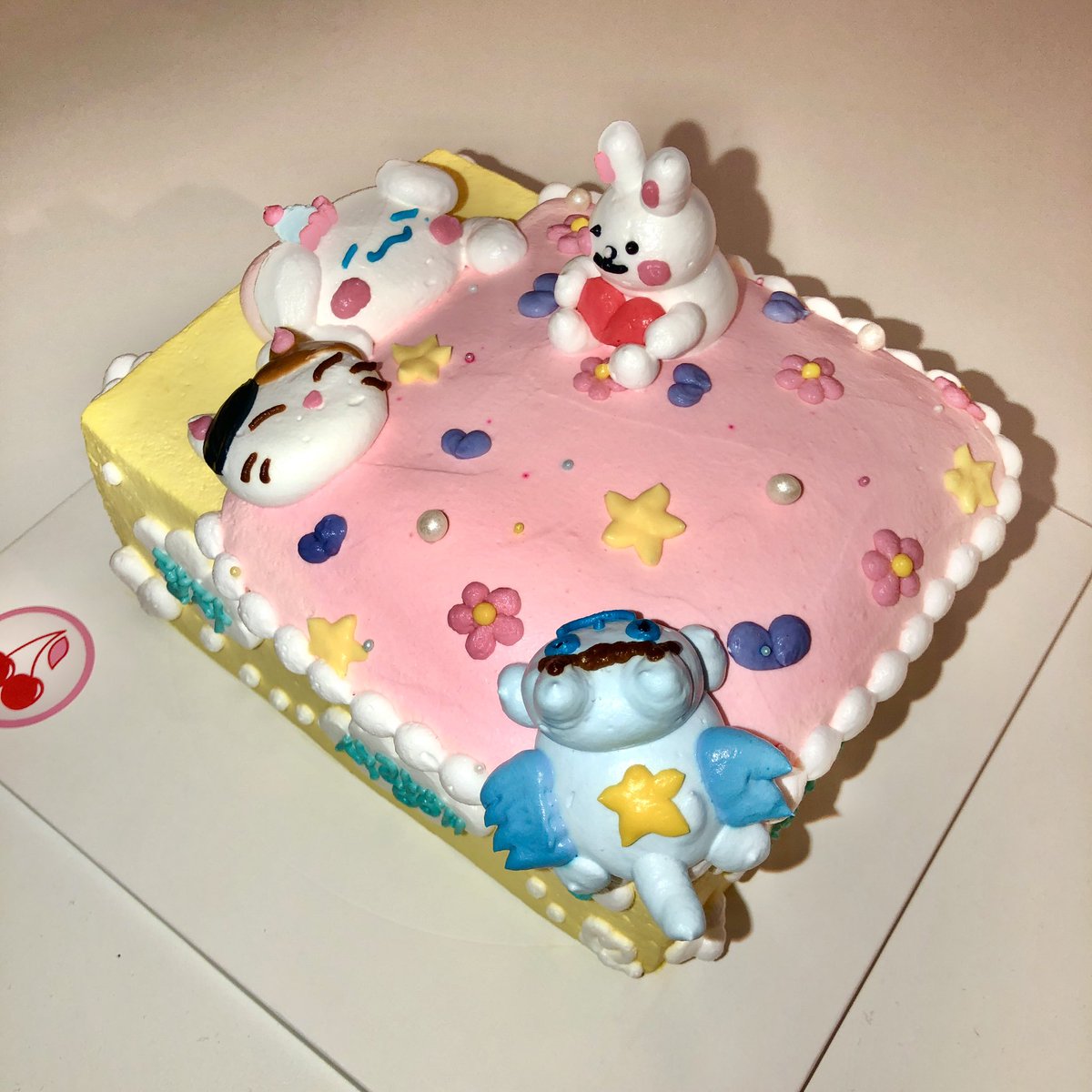 K_JM205's tweet photo. 정모야 24번째 생일을 축하해🥳🎉💞

정모의 침대군단이 정���를 지��줄거야❤

#HAPPYJUNGMODAY
#정모의_생일_추카_추카_추카_추카_완전_추카해 https://t.co/NY1BTrLwcO