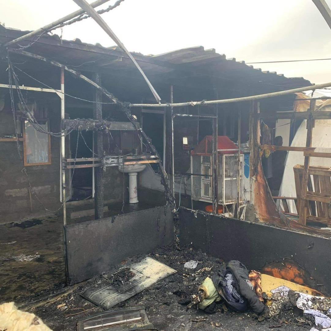 farhadbarakat's tweet photo. Two children were burned alive at Chamishko camp in Zaxo.
Today afternoon around 13:00 pm, two tents were completely burned and resulted the death of two children, one of them was just 2 years and the other was 7. 

Life in IDP camps is another term of hell. https://t.co/OAPgKEnSXj