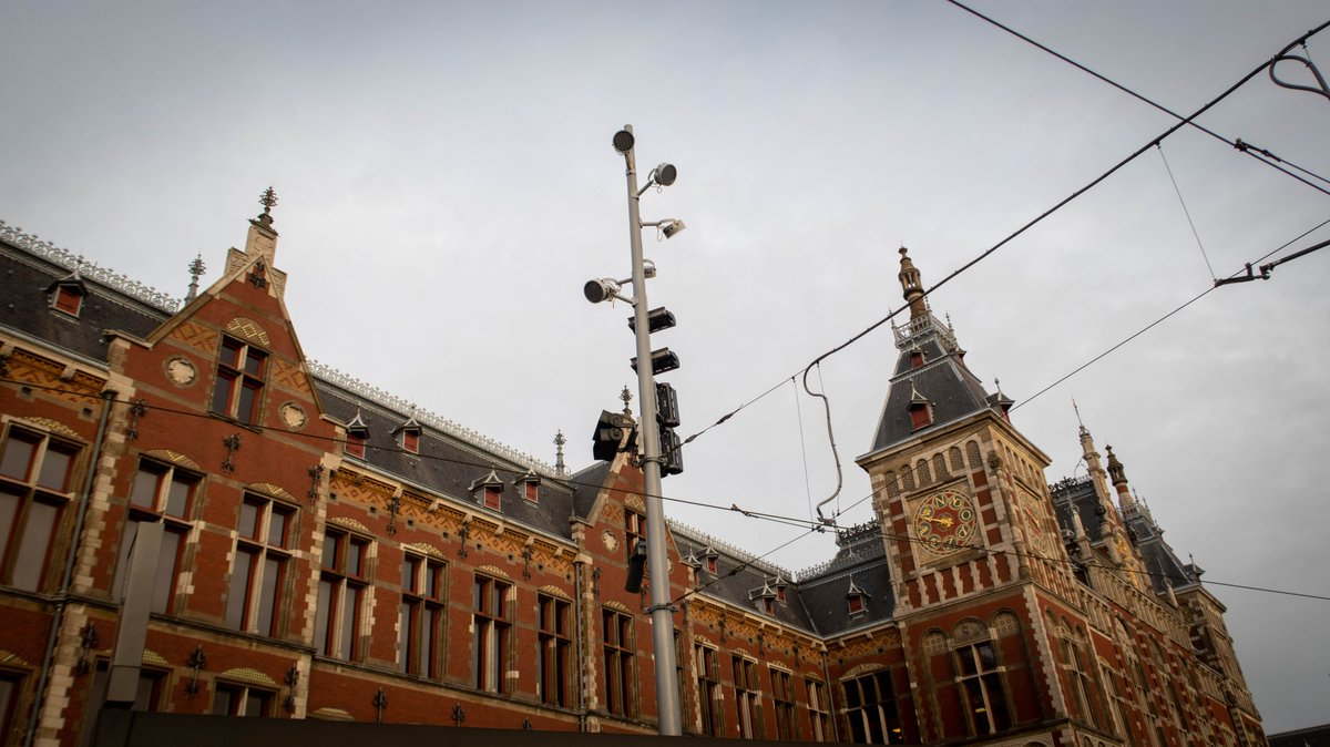TK_RakEnRoL's tweet photo. Amsterdam, Netherlands is such a beautiful country. Here are some of the photos I took while outside.
📸
#TWT2022 #FightForPBE https://t.co/Q9HrGMbd7A