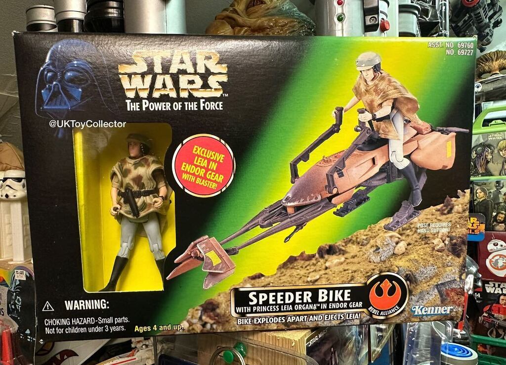 UKToyCollector's tweet photo. I love Speeder Bikes and this one came with a very nice #PrincessLeia #Endor figure 😃👍🏻
#SpeederBike #BikerScout #ScoutTrooper #ReturnOfTheJedi #Jedi40 #Kenner
A photo from inside my very messy #StarWarsCollectionRoom 😁 Check out my YouTube link for… https://t.co/GlZkxvQvwH https://t.co/YH4BvegaL7