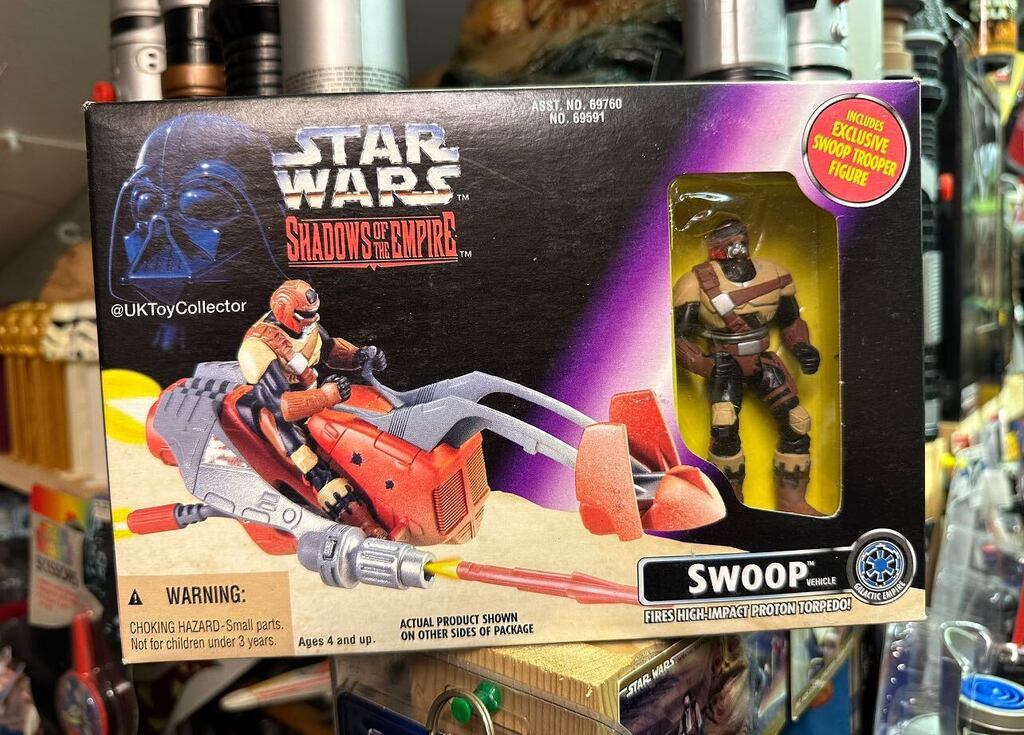 UKToyCollector's tweet photo. I love Speeder Bikes and Swoops, this one came with a very nice #SwoopTrooper figure 😃👍🏻
#SpeederBike #BikerScout #ScoutTrooper #Kenner #Swoop #SwoopBike #ShadowsOfTheEmpire
A photo from inside my very messy #StarWarsCollectionRoom 😁 Check out my Yo… https://t.co/uMX9lhHrZP https://t.co/ekBXcZzJHL