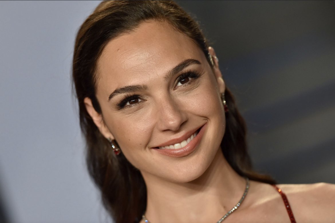 badgalrass's tweet photo. @noam_trey Daaaaah je suis née le même jour que Wonder Woman (alias Diana Prince) Actrice : Gal Gadot
Ps: je m’appelle Diana mdrr 😂😂 et c’est mon super héros fav ❤️‍🔥 https://t.co/xwrQ1u5oih