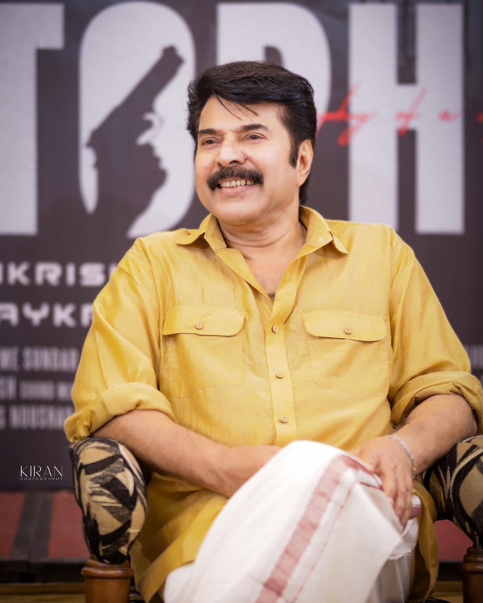 MwoodCinemas's tweet photo. @mammukka 😍😚 at
#Christopher Promotion event in Lulu
@mammukka #Mammootty
#ChristopherOnFeb9 https://t.co/1HwcRzcTXj
