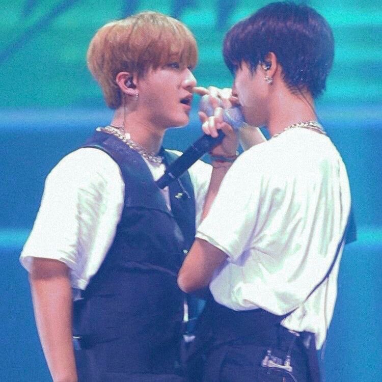 oldhanjisung's tweet photo. 2019                              2023 https://t.co/Z5R76aIJXZ