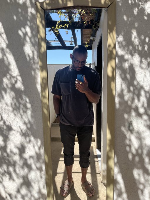 Only like 4ish months till summer everybody just hang on 😅 https://t.co/zftQLv5qiq<a href="/tag/mvsales"class="tags"><span>#mvsales</span></a><a href="/tag/mvboys"class="tags"><span>#mvboys</span></a>