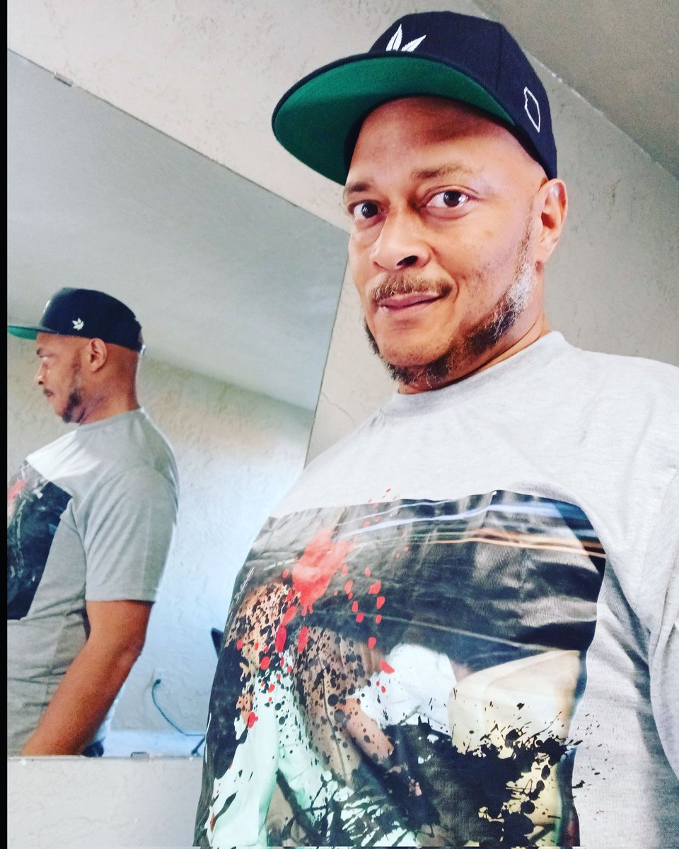 s2pmanager's tweet photo. @funylifestyle 🔥 #Fashion #Nyc #vibes #Lifestyle #Sponsor #BrandDaddy @s2pmanager @slinkjohnson @Livehiphopdaily https://t.co/LjuANMDIL8