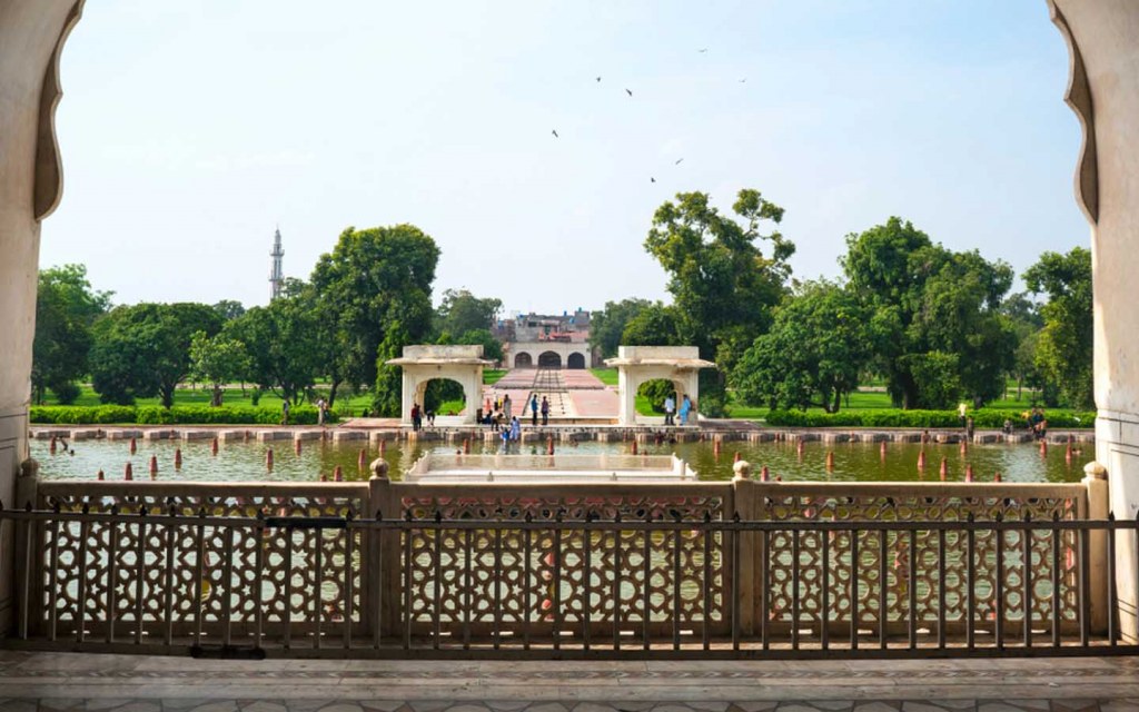 Shizuka00001's tweet photo. #KeepLahoreClean
#LahoreSaafTuPakistanSaaf
#Lahore
#YeHaHamaraLahore https://t.co/GOMjjkJuXW