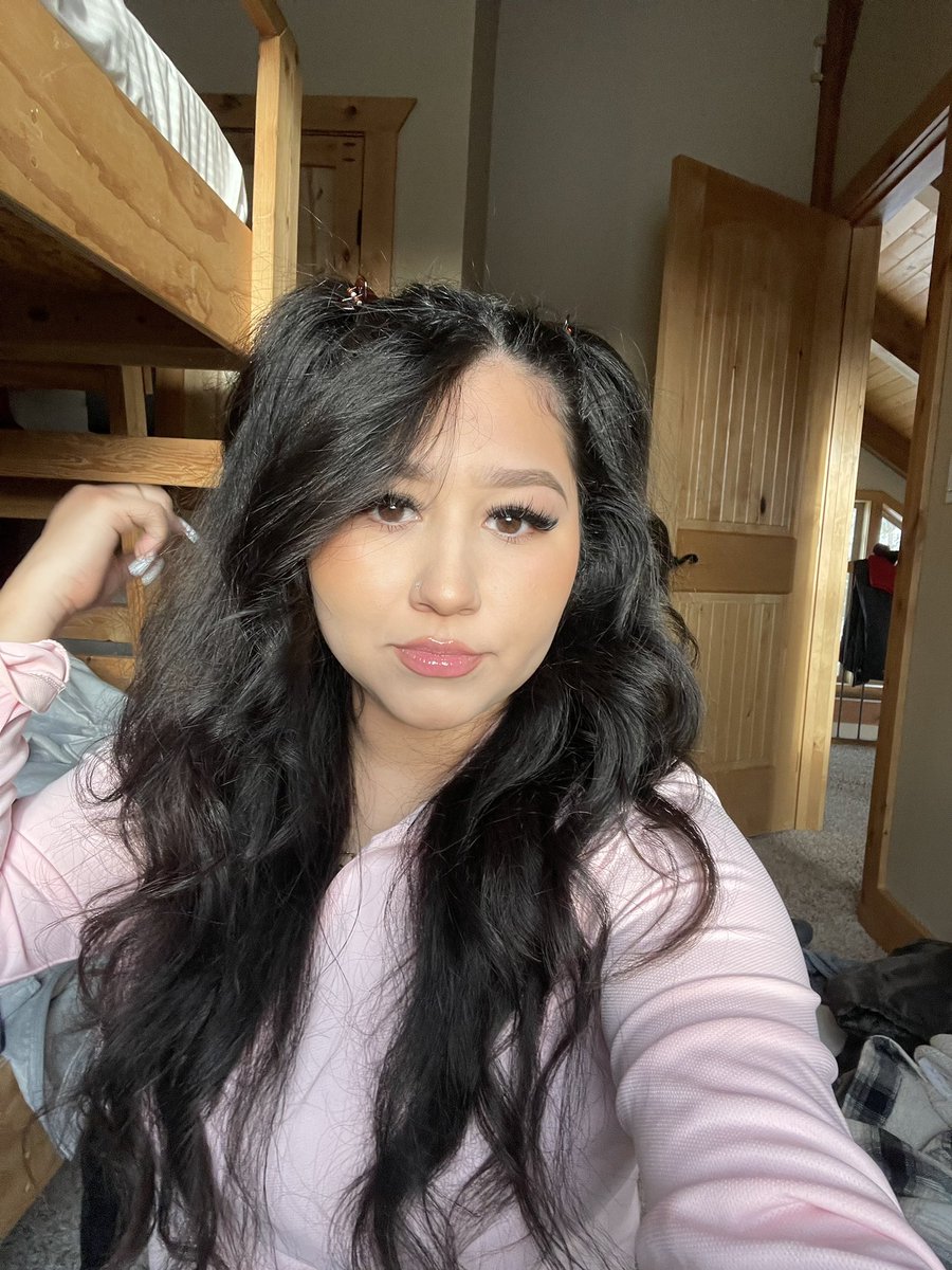 Mishellleeeee's tweet image. Pretty in pink ✨