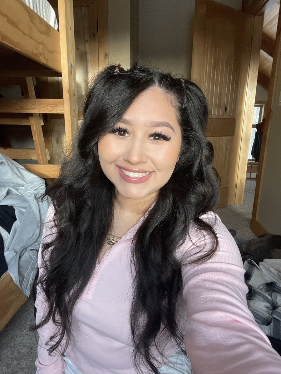 Mishellleeeee's tweet image. Pretty in pink ✨