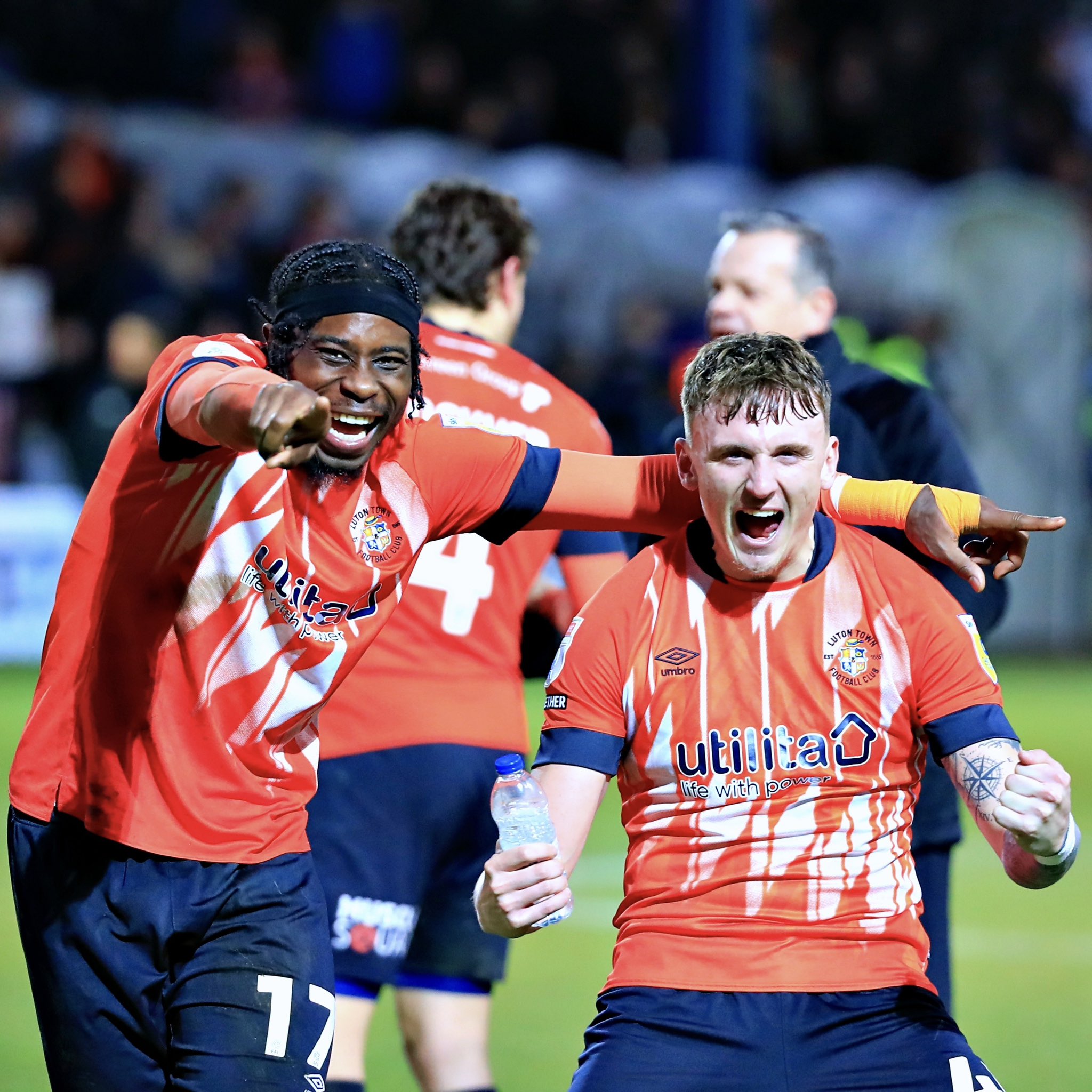 Luton Town vs Stoke City / Twitter 