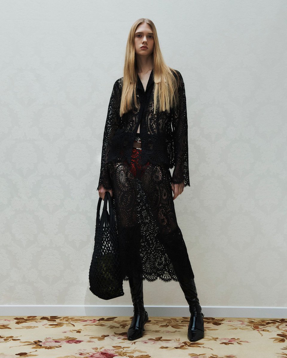 kendam_com's tweet photo. Beaufille Pre-Fall 2023 collection lookbook (22 outfits) https://t.co/TQArnlfmBl
#Beaufille #PreFall2023 #Lookbooks #Fashion #Kendam https://t.co/zFO5N5xgEY