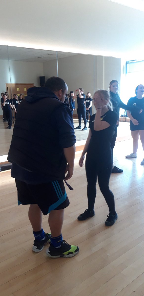 SGO Crawley tweet media