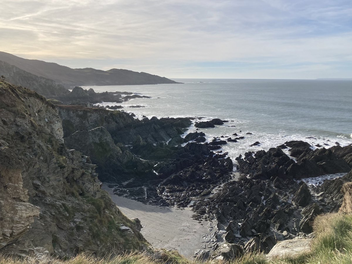 sarah_tunney_'s tweet photo. Beautiful day out on the #swcoastalpath walking from Mortehoe to Bull Point https://t.co/Izjx93kgZz