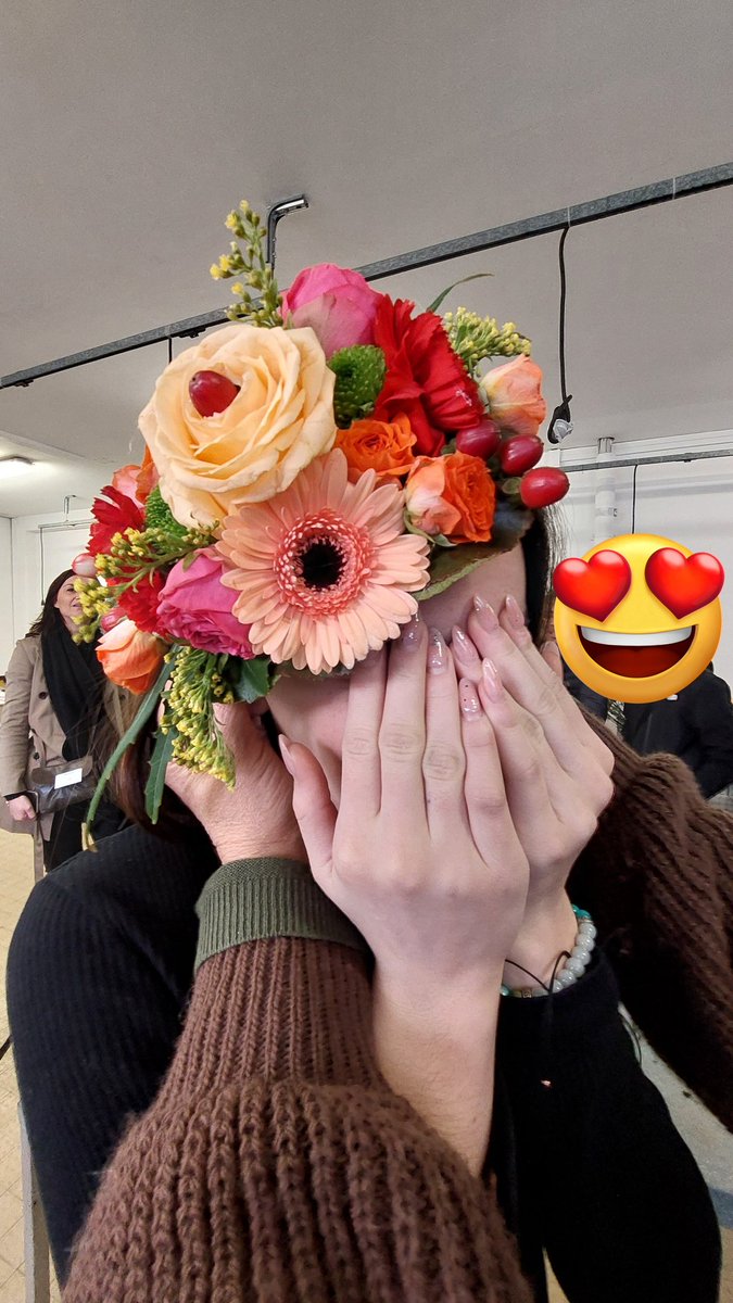 <a href="/besse_jerome/">Jérôme Besse</a> <a href="/lyc_paulaugier/">Lycée hôtelier Jeanne et Paul Augier - Nice</a> <a href="/magnan_lp/">LP Magnan</a> @CollegeFersen <a href="/ruth_wendling/">Michèle-Ruth Wendling</a> <a href="/NatachaChicot/">Natacha Chicot</a> <a href="/ScapEdu/">S'CAPE</a> <a href="/DRAREIC_PACA/">DRAREIC PACA</a> <a href="/CardieNice/">CardieNice</a> <a href="/zazie83/">Laure Mayer</a> @cbf0683 Du côté des fleuristes d'<a href="/EscoffierLp/">LP A.Escoffier</a> aussi les essais se poursuivent 😉