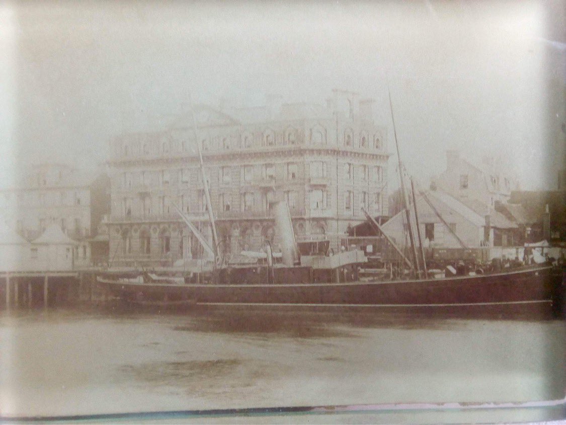 Possibly the Trinity House tender Siren moored at Harwich with the GER hotel in the background, the image was shared by a follower of the Facebook page, many of his descendants had a connection with the lighthouse and lightvessel service #trinityhouse #Harwich <a href="/trinityhouse_uk/">Trinity House</a>
