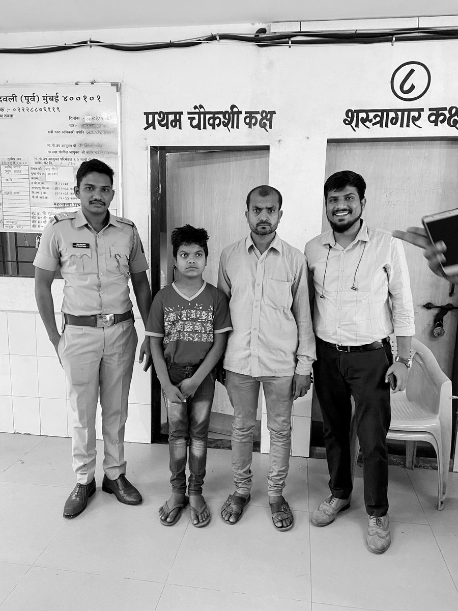 DeepakJ85516653's tweet photo. BACHA MIL GAYA.
Big thanks to samta nagar police station for going beyond their boundaries to find this 12 year child from Pune location.
FEELING PROUD ON MUMBAI POLICE https://t.co/AEuX7Jupl6