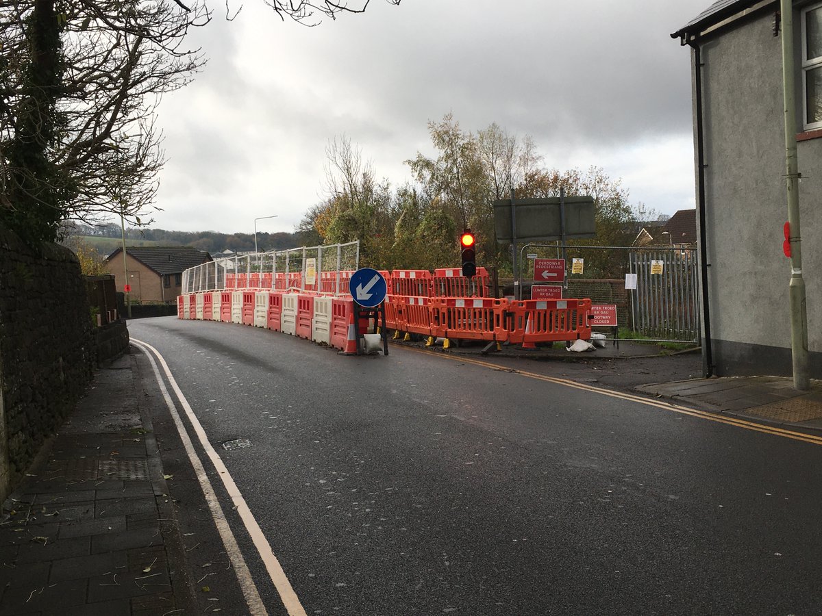 RCTCouncil's tweet photo. The temporary pedestrian access on #Llanharan Railway Bridge will be out of use for up to two days from Monday (Feb 6), due to enabling works for the footbridge replacement. Pedestrians will be diverted via the adjacent station footbridge &amp; Chapel Road. More on our Facebook page https://t.co/aawlWhiBA4