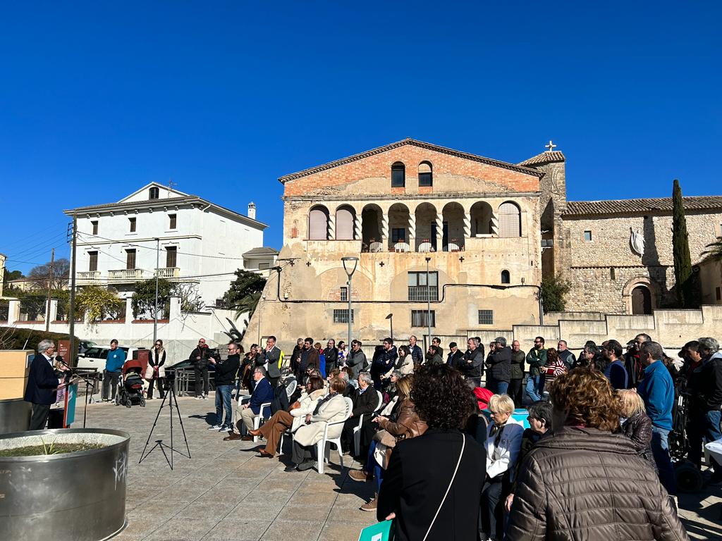 xaviertrias's tweet photo. Matí de diumenge al Penedès en suport als alcaldables de Junts a Torrelavit, Sant Sadurní d'Anoia i Vilafranca del Penedès, @rierarb, @tonamat68 i @AureliRuizMila respectivament.
Sabeu que Barcelona tornarà a estar per ajudar pobles i ciutats d'arreu del país.
@tornatrias https://t.co/EjC30Fze2r