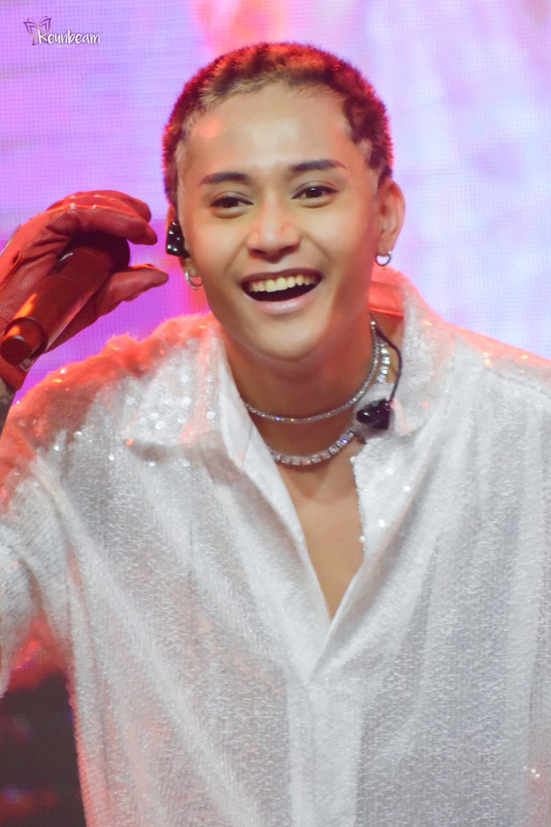 230205 #FELIP COM•PLEX Showcase @ Ayala Malls Manila Bay

My most precious 😭

#FELIPAtAyalaMallsManilaBay 
<a href="/felipsuperior/">FELIP</a> #FELIP_COMPLEX