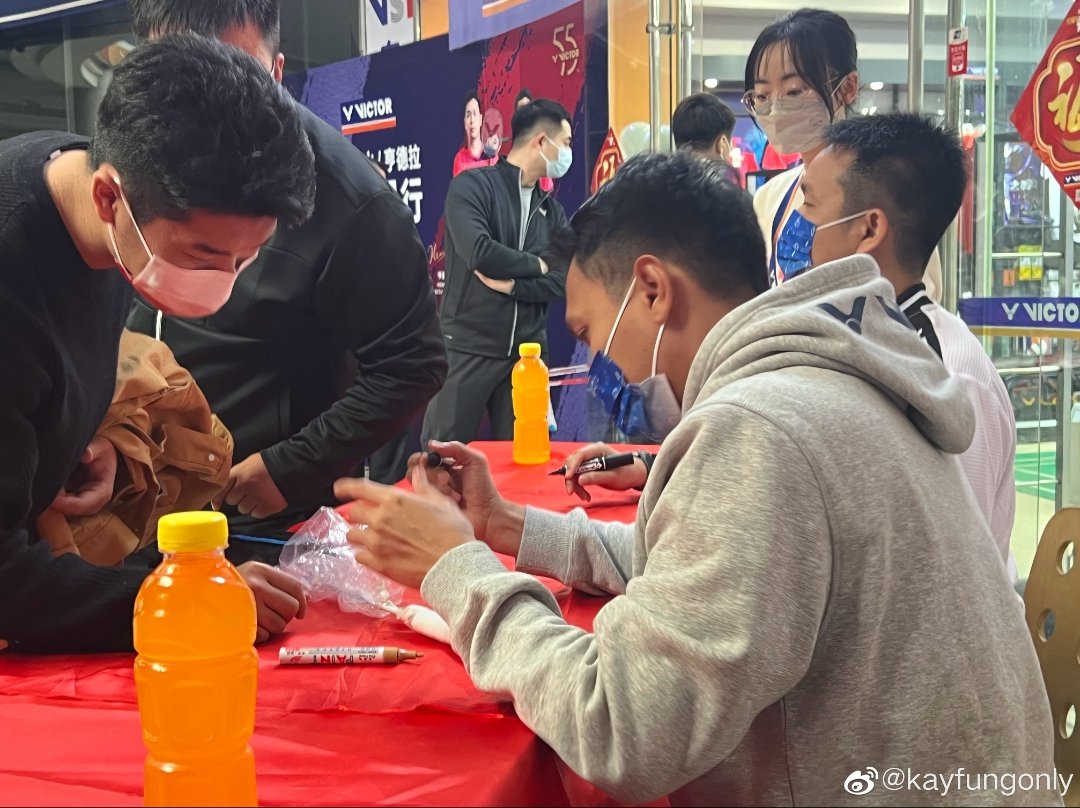 BadmintonLive1's tweet photo. Daddies On Tour China 🔥🔥

📸 weibo https://t.co/2E65O9qTqz