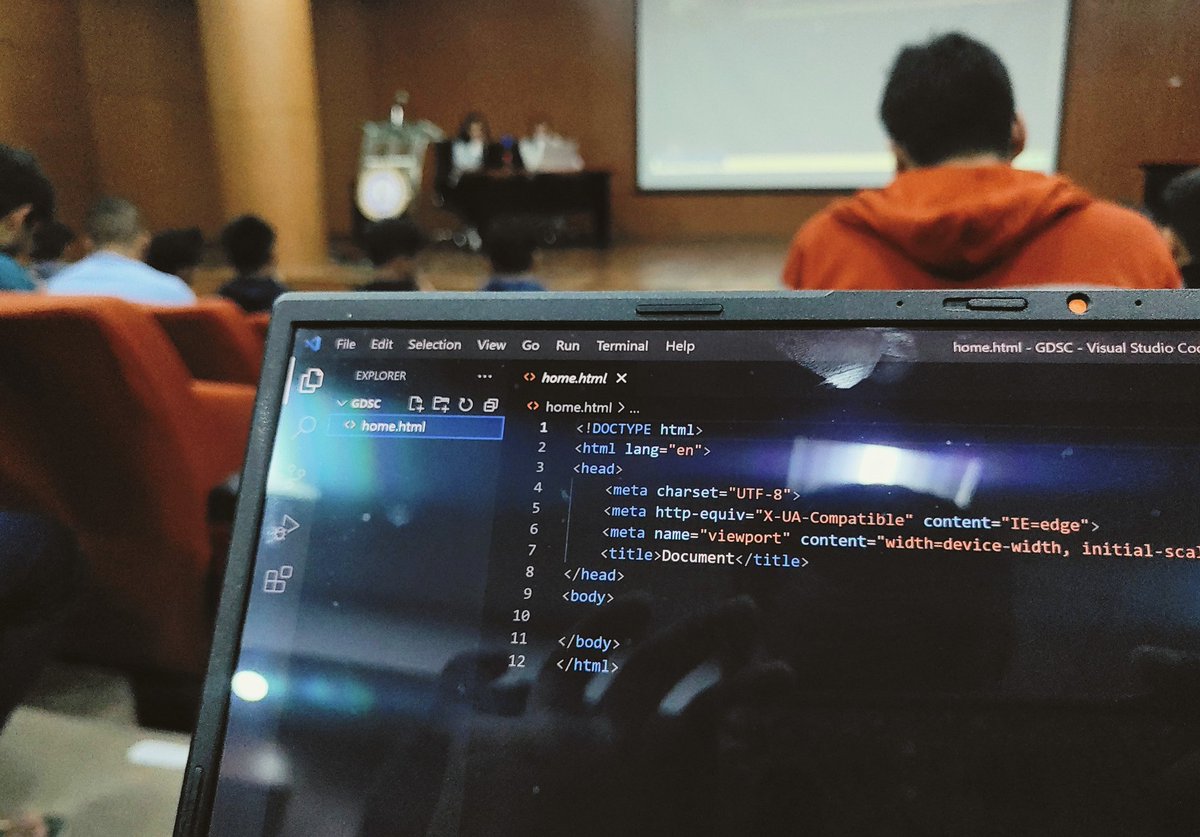 IshanGupta03's tweet photo. Today I attended my first session conducted by @dsciiitkota (Google DSC IIIT Kota).
The session was on 'Getting started with HTML & CSS', a very interactive session & we learnt the basics of HTML & CSS.
Thank you @dsciiitkota for conducting the session!
#WebCampaign #GDSCIIITKota https://t.co/uDANEkuVwQ