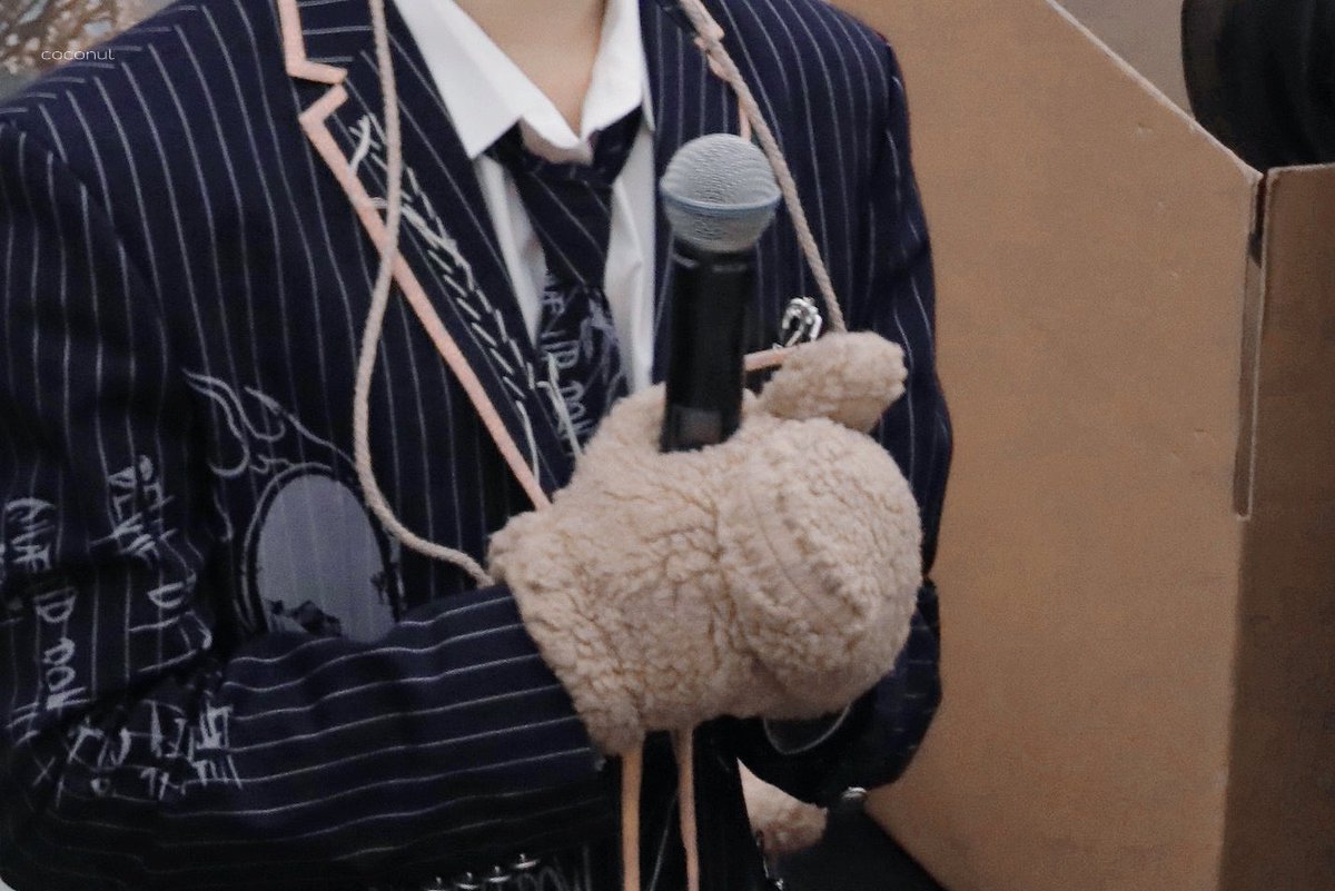 230203 

#범규 #BEOMGYU 
#TXT #TOMORROW_X_TOGETHER 
#투모로우바이투게더