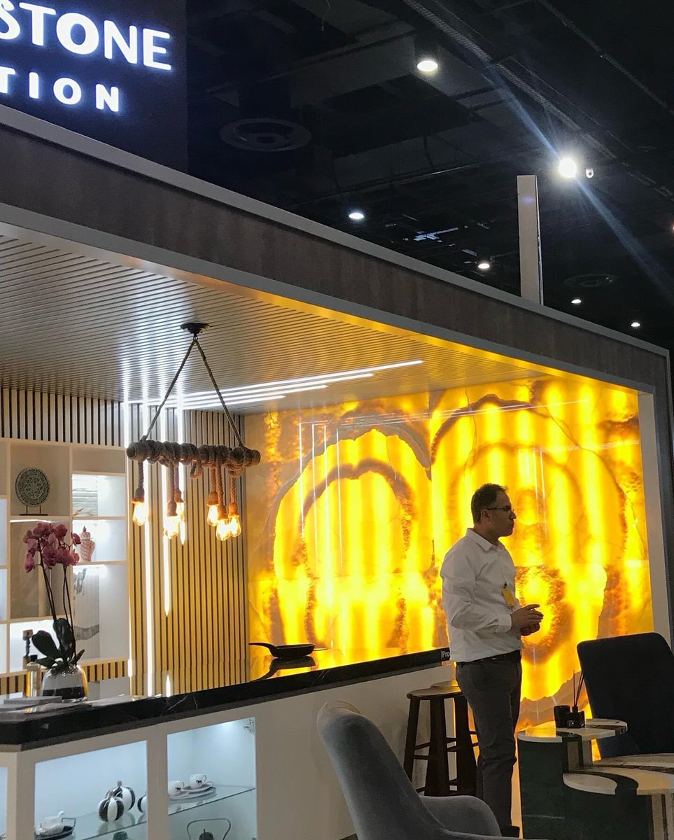 MolisanaRE's tweet photo. While buying and selling your home might seem like an emotional process, it’s a financial decision. @MaryFitzgerald_
and Maya Vander impart advice for sellers who are preparing to sell
#DecorexAfrica
#SellingSunset
#NaturalStoneCollection
#ShowHouse https://t.co/6Vb2e70vQn
