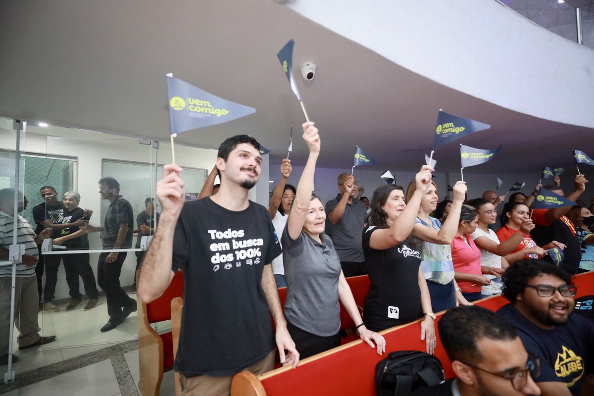 AdventistasARF's tweet image. #Comecou o #EloARF2023, na região central, reunindo líderes e oficiais, que estão sendo capacitados e treinados par atender melhor a comunidade local! 
#VemComigo #EuVou