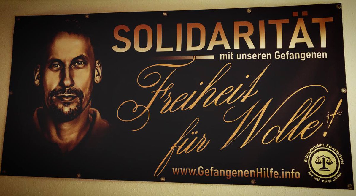 GefangenenHilfe's tweet photo. „Beleget den Fuß
Mit Banden und mit Ketten
Dass von Verdruss
Er sich kann nicht retten,
So wirken die Sinnen,
Die dennoch durchdringen.
Es bleibet dabei:
Die Gedanken sind frei!“

Für Wolle - „ungebeugt und ungebrochen“

Gemeinschaft statt Isolation

https://t.co/3gwCChQuBH https://t.co/F6tmpJ9ElN